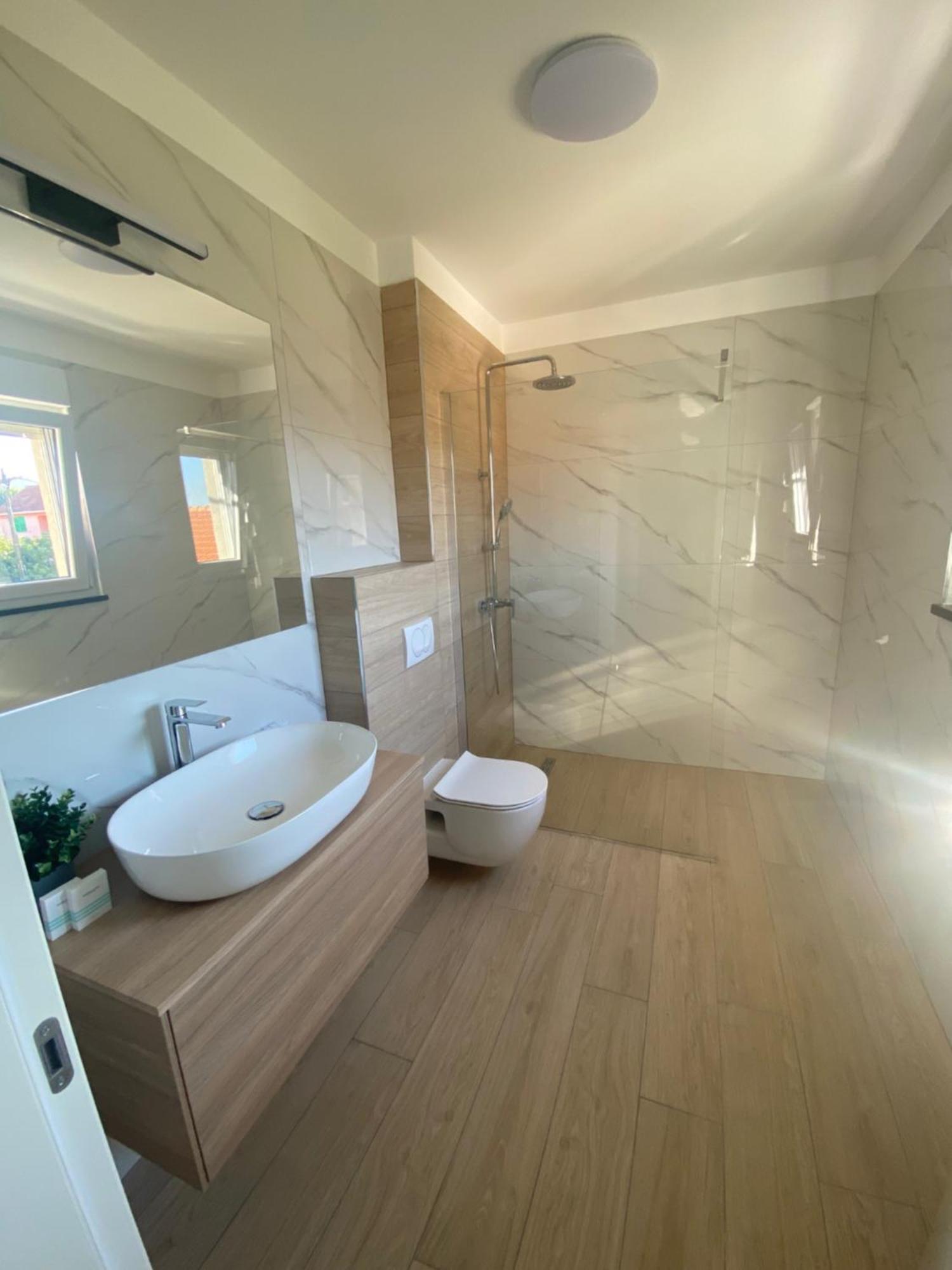 Guest House Ana Residence زادار المظهر الخارجي الصورة