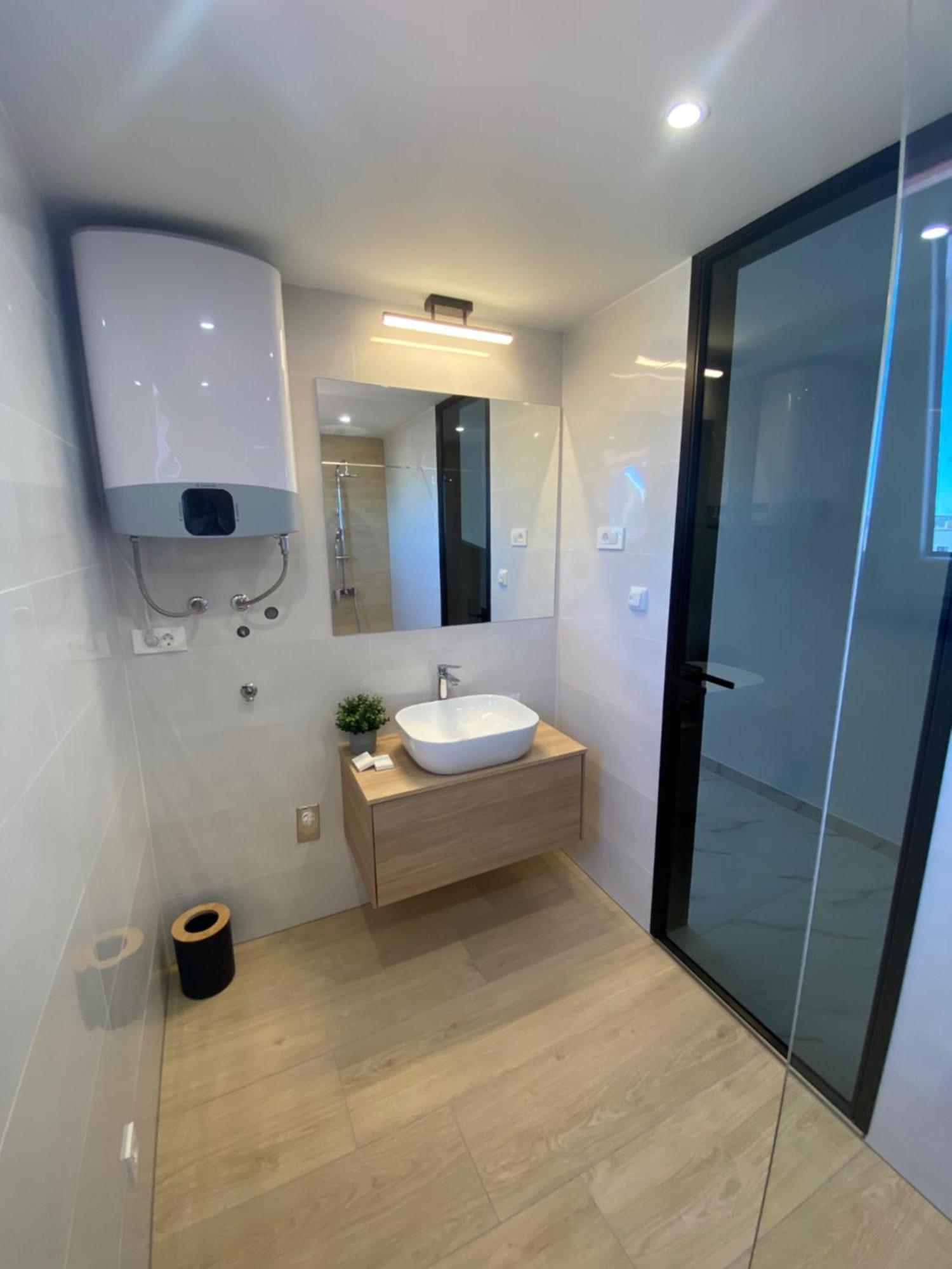Guest House Ana Residence زادار المظهر الخارجي الصورة