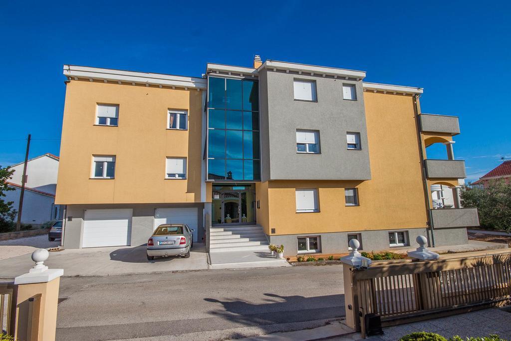 Guest House Ana Residence زادار المظهر الخارجي الصورة